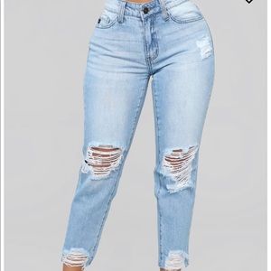 Fashion nova ripped boyfriend jeans